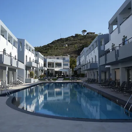 Sunrise Village Hotell 3*