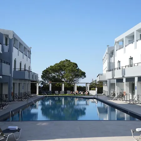 Sunrise Village Hotell 3*